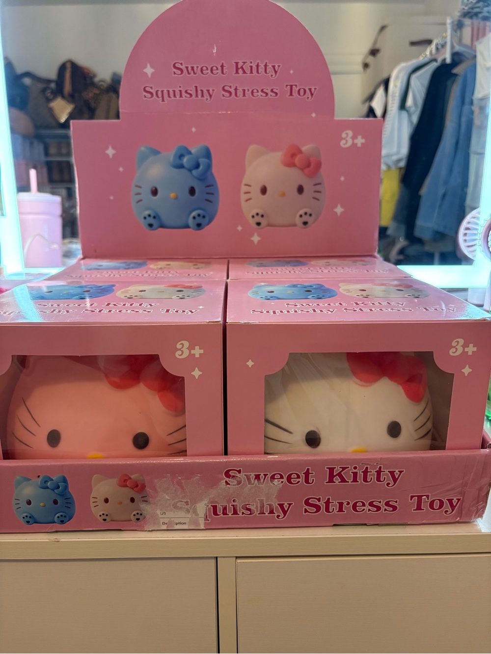 Jumbo Hello Kitty Squishy Toy -White